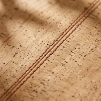 Field Messenger, close-up of the cork grain